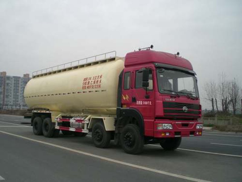 粉粒物料运输车