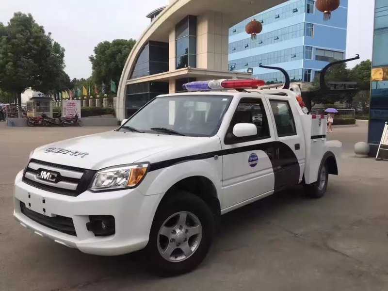 清障车