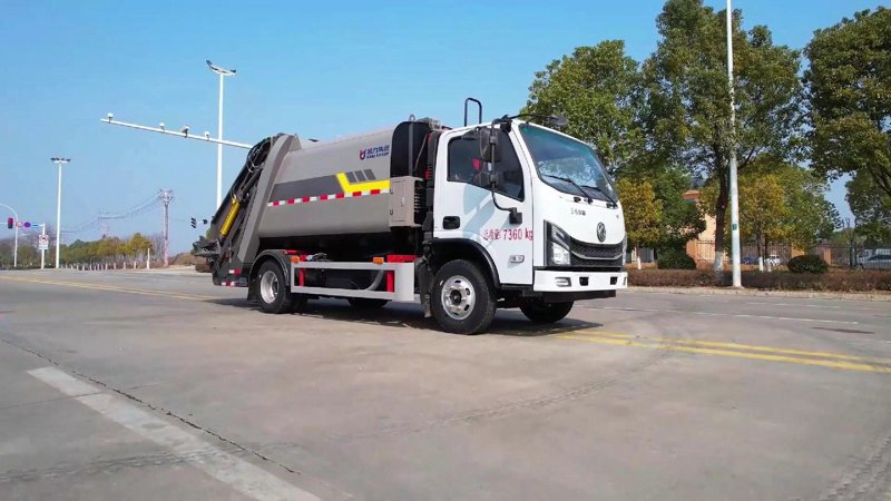 环卫车：清洁城市，谁是最亮的星？——环卫车品牌对比解析