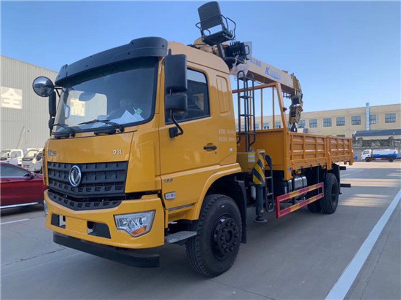 洒水车，城市清洁的“好帮手”——案例解读